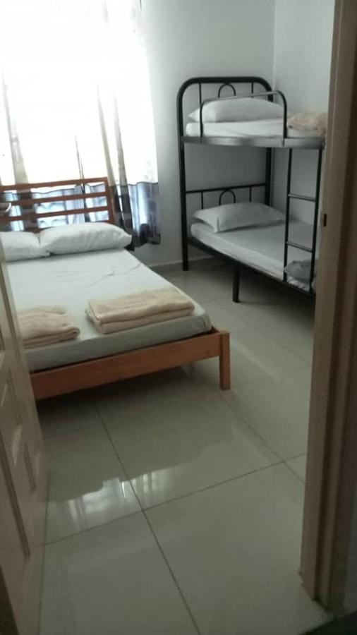 Zr D'Jembal Homestay, Gong Badak كُوالا تيرينغانو المظهر الخارجي الصورة